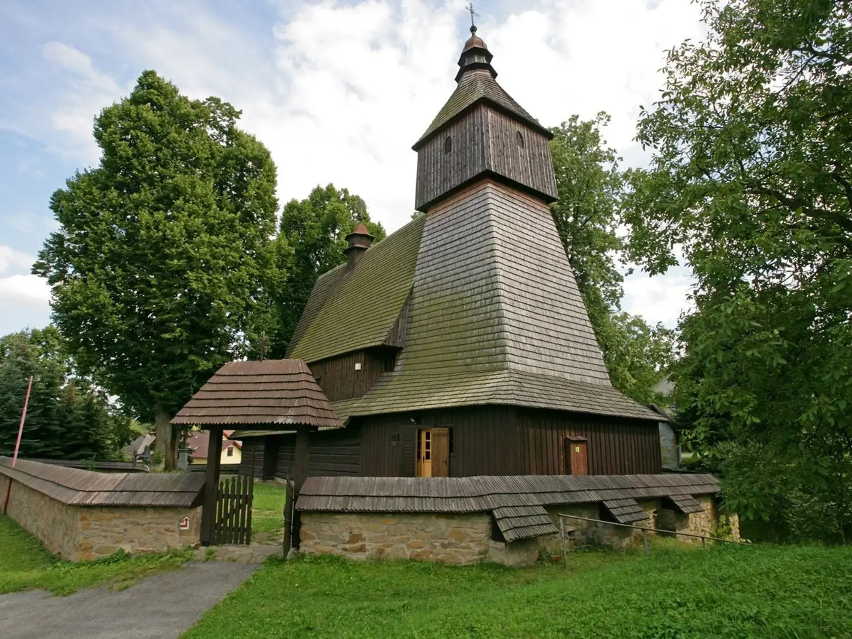 15. Kostol svätého Františka z Assisi