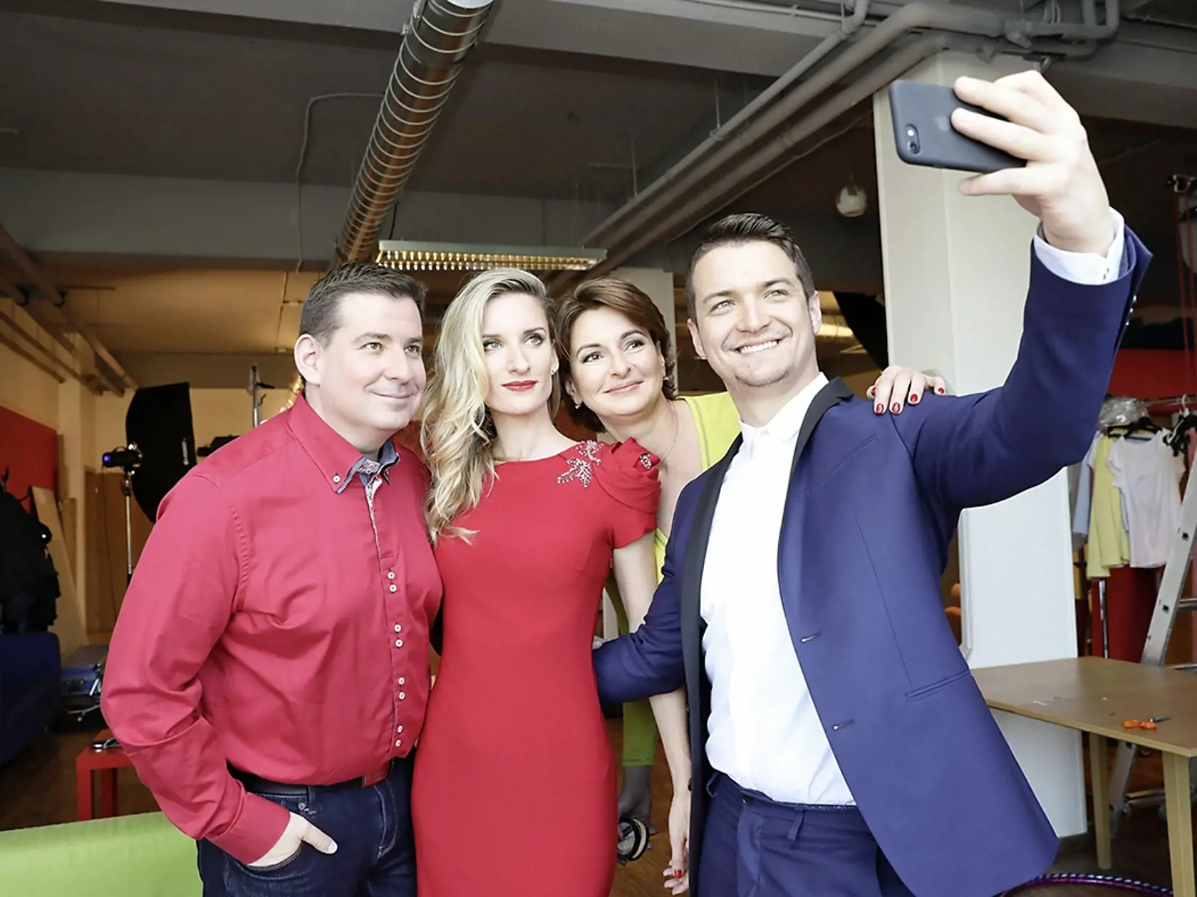 časopis Život - Kalendár Života na rok 2017 - fotenie - Herman Patrik, Banášová Adela, Kleinová Danica, Vincze Viktor                       