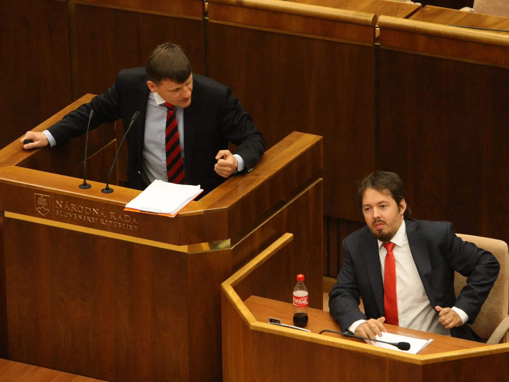 Hlina počas prejavu v parlamente.