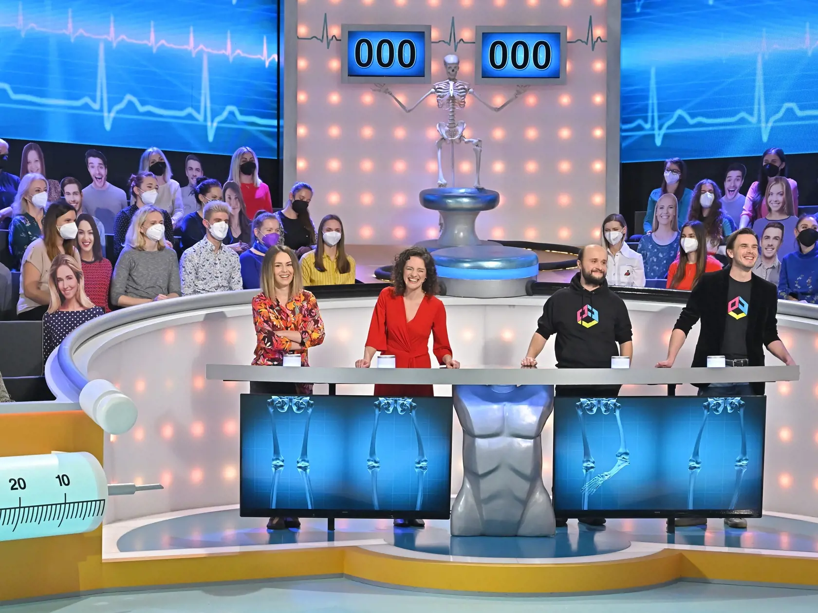 V Záhadách tela súťažili Dominika Kavaschová, Andrea Bučko, Daniel Fischer a Daniel Žulčák.