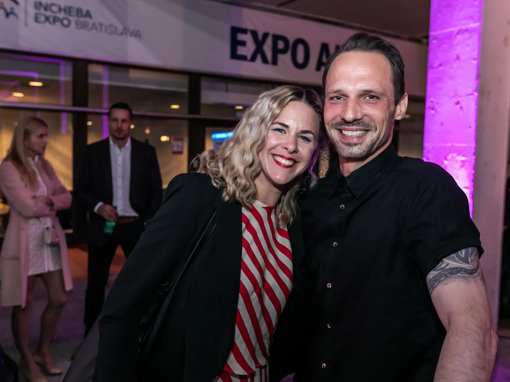 Na snímke Kristína Tormová a Martin Rausch počas 4. ročníka Social Awards Slovakia "SOWA" v Bratislave.
