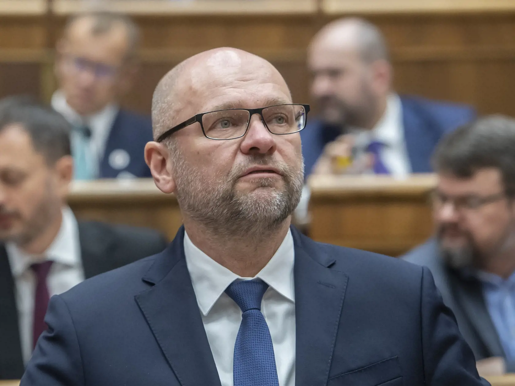 Na snímke poslanec NR SR Richard Sulík (SaS) počas rokovania mimoriadnej 79. schôdze parlamentu SR k návrhu na vyslovenie nedôvery vláde 8. decembra 2022 v Bratislave. FOTO TASR - Martin Baumann