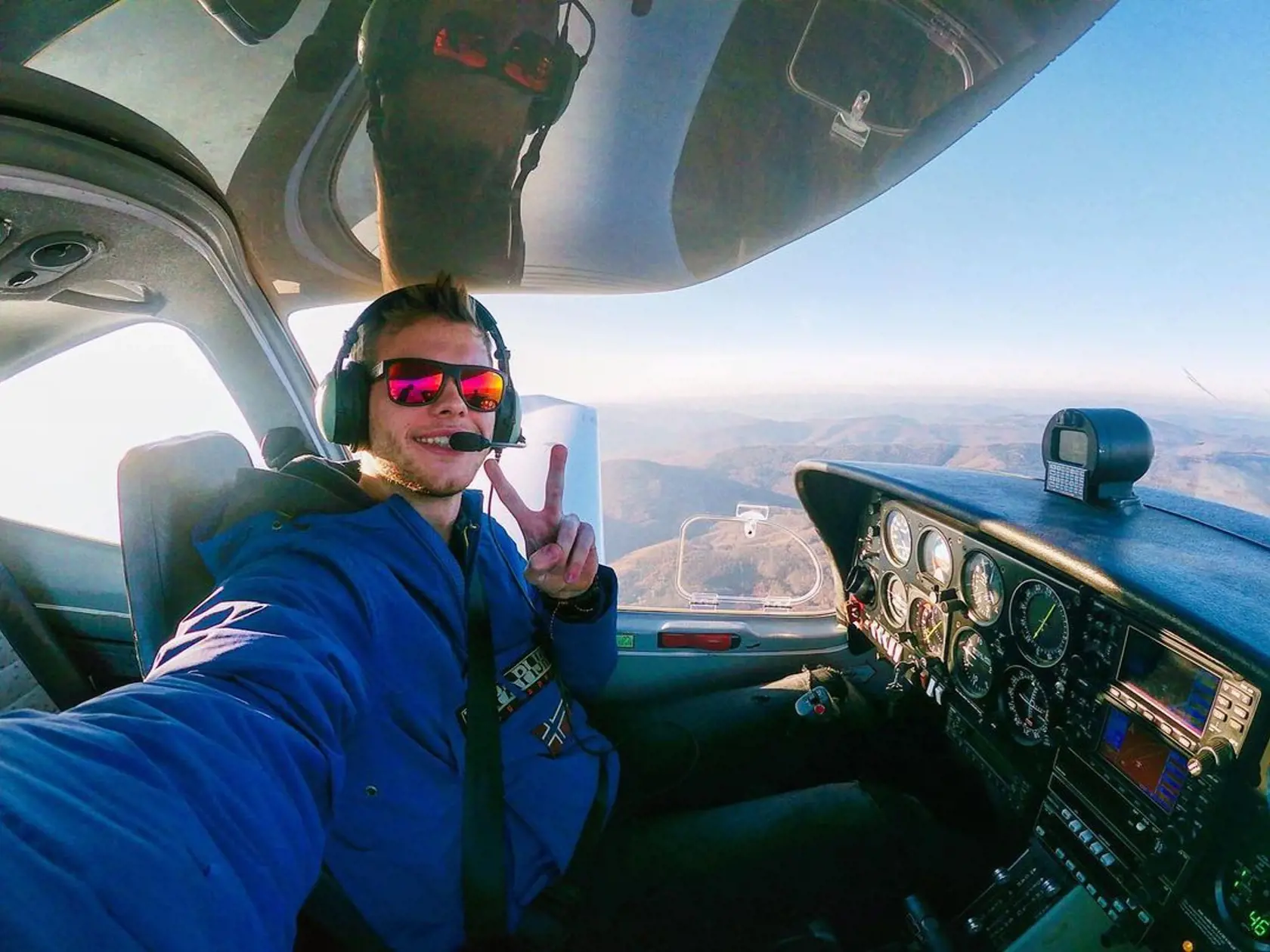 Martin Voštinár sa stal dopravným pilotom.