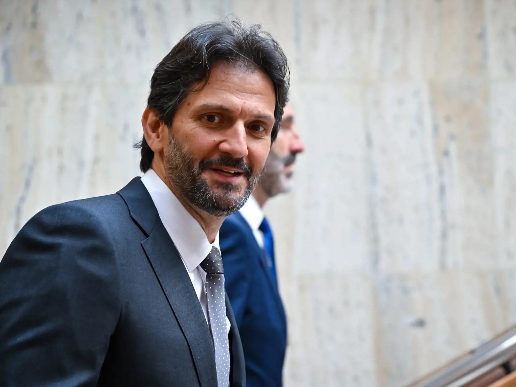 Na snímke minister obrany SR Robert Kaliňák (Smer-SD) počas príchodu na 37. schôdzu vlády SR 5. júna 2024 v Bratislave.