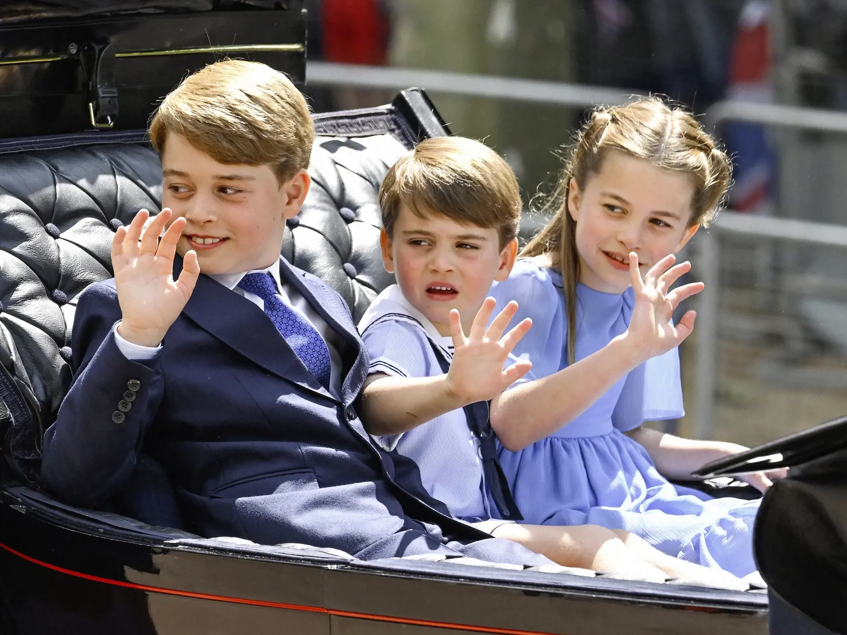Deti princeznej Kate a princa Williama navštevujú školu až 6-krát týždenne.