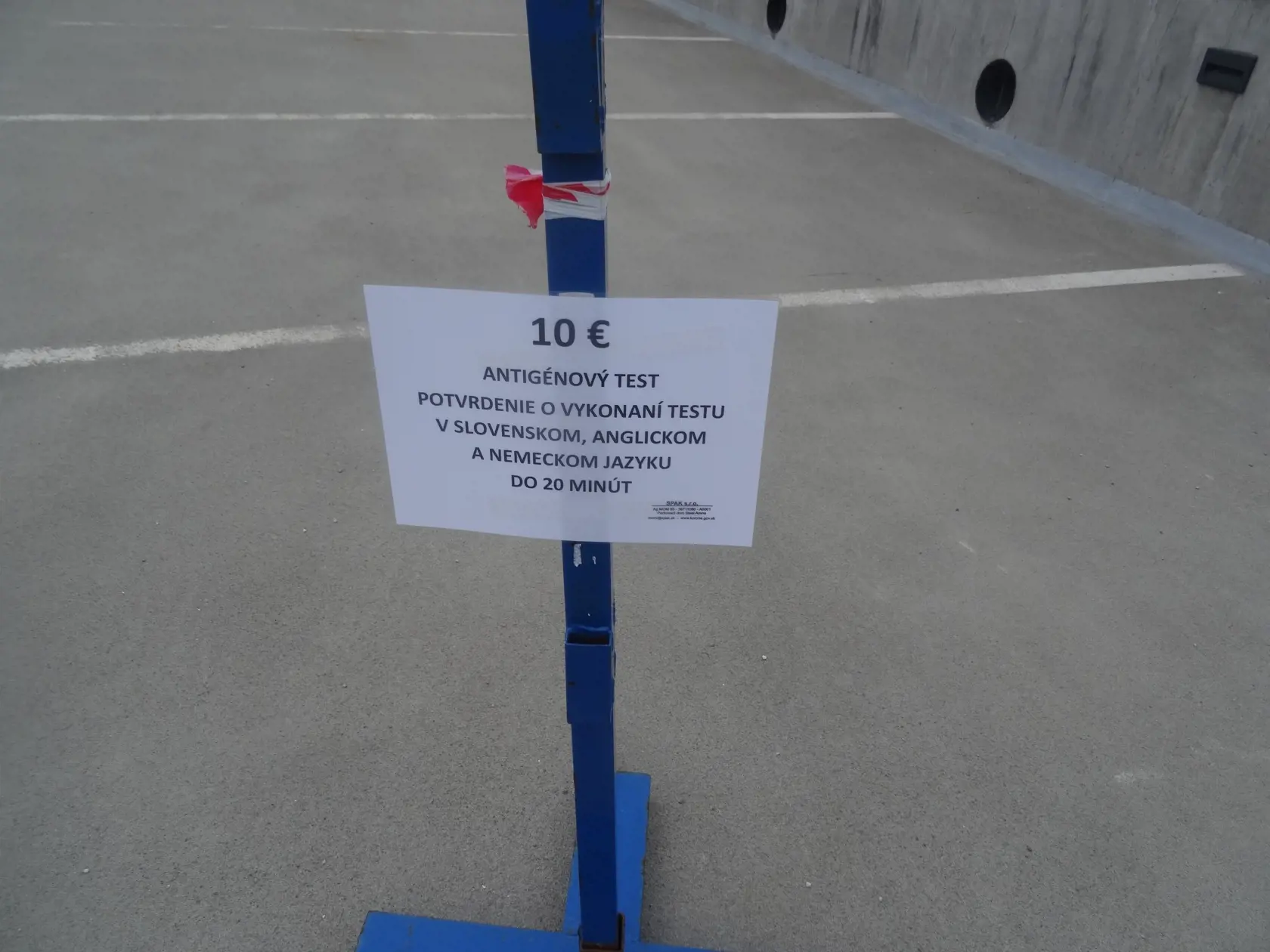 Miroslav Špak, ktorý prevádzkuje MOM-ku na parkovisku pri Steel Arene v Košiciach má najlacnejšie testy.
