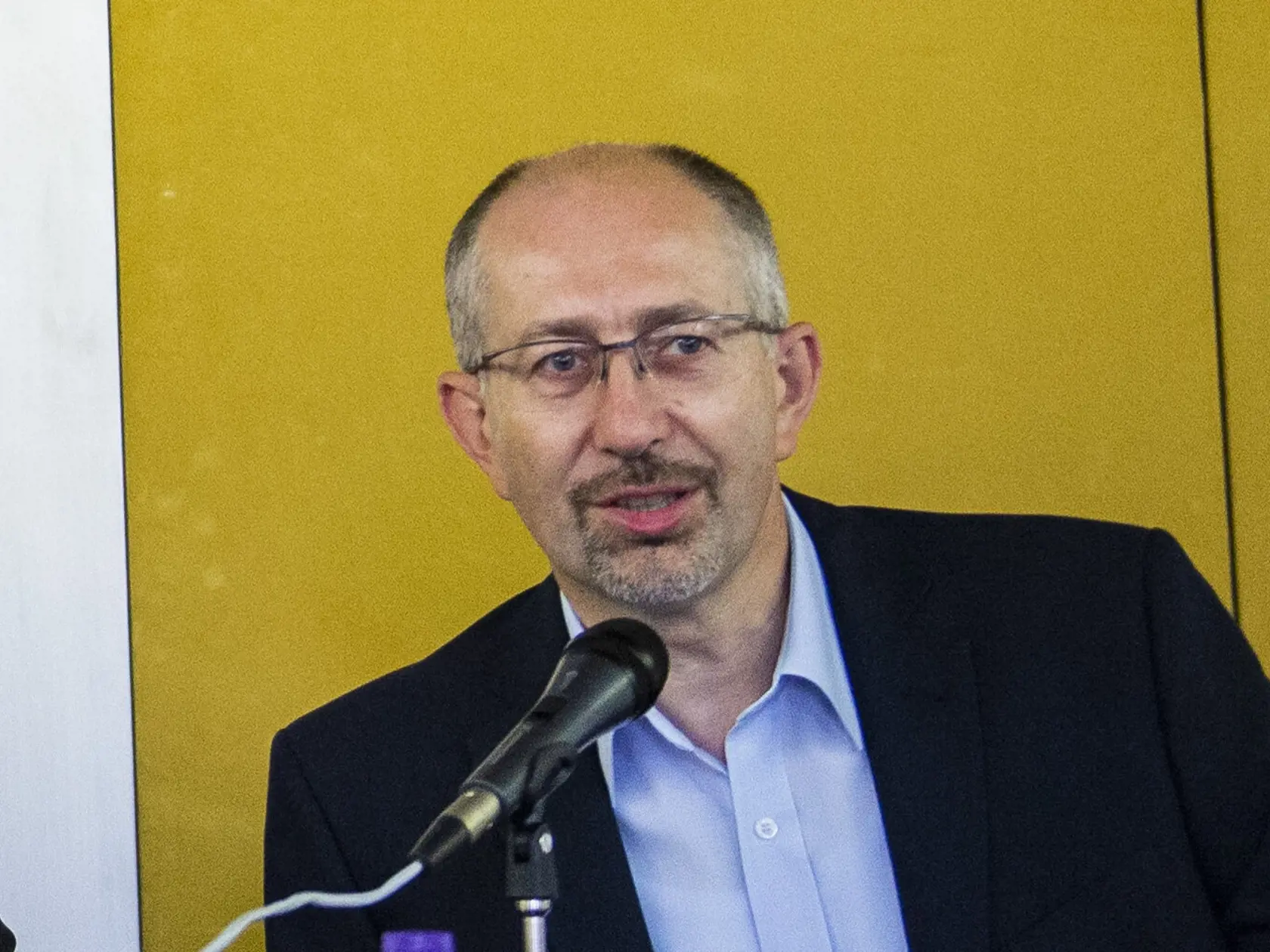 Predseda výboru Národnej rady SR pre hospodárske záležitosti Peter Kremský (OĽANO)