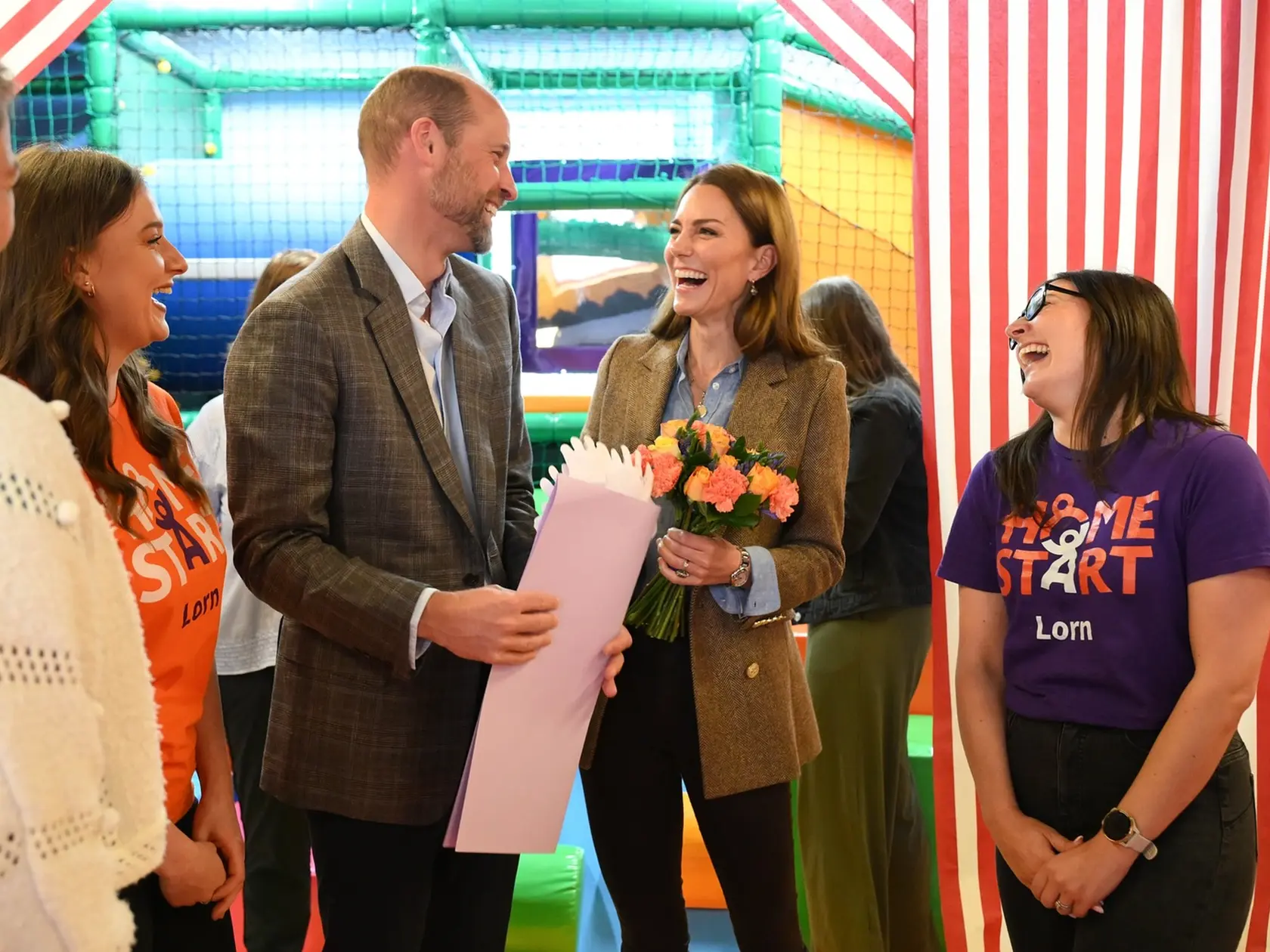Princ William a Kate sa vrátili na miesto, kde to pred vyše 20 rokmi medzi nimi celé začalo. Do Škótska. A opäť to medzi nimi iskrilo.