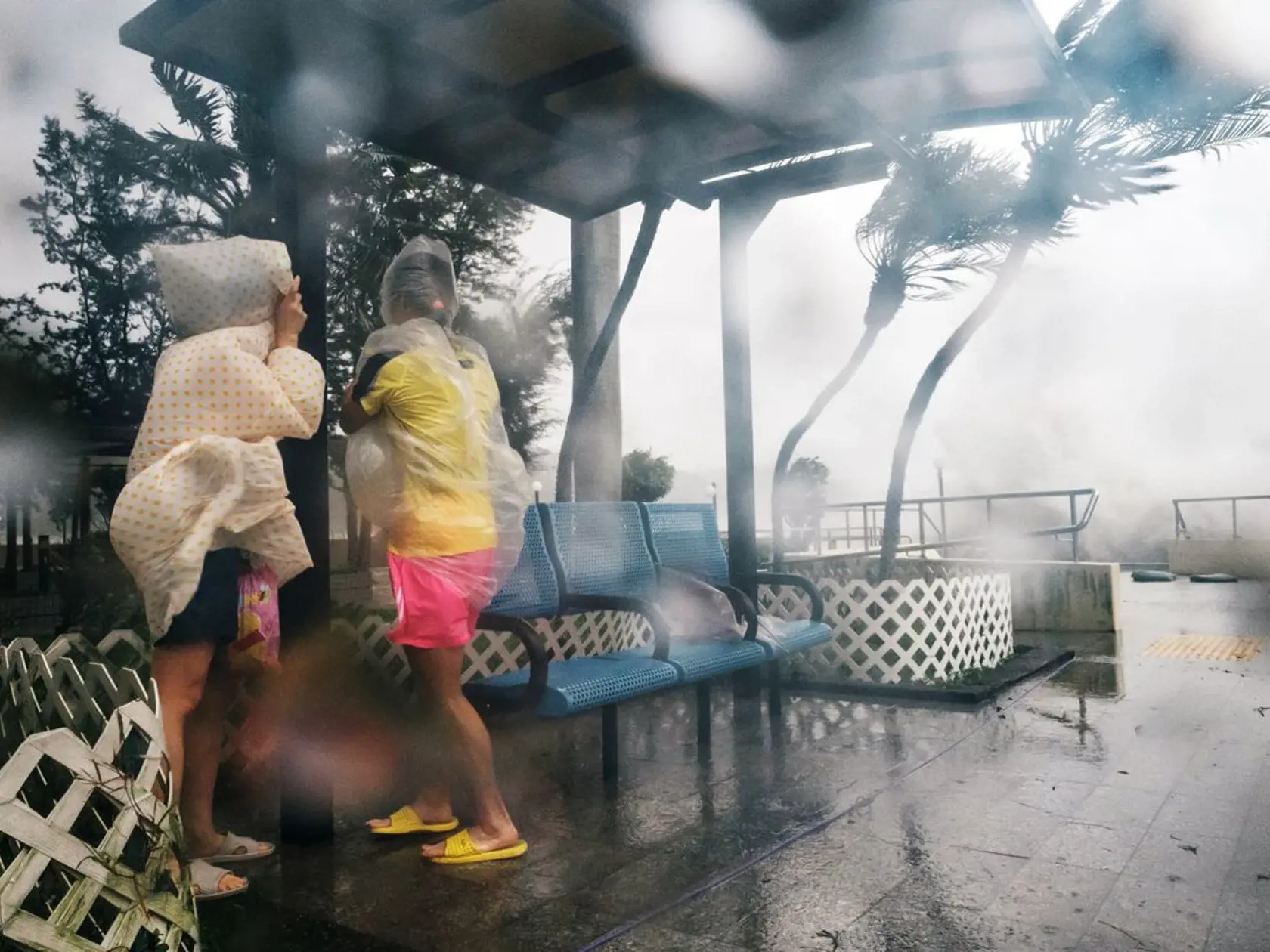 Mangkhut zasiahol ľudí hlavne vo vysokohorských oblastiach.