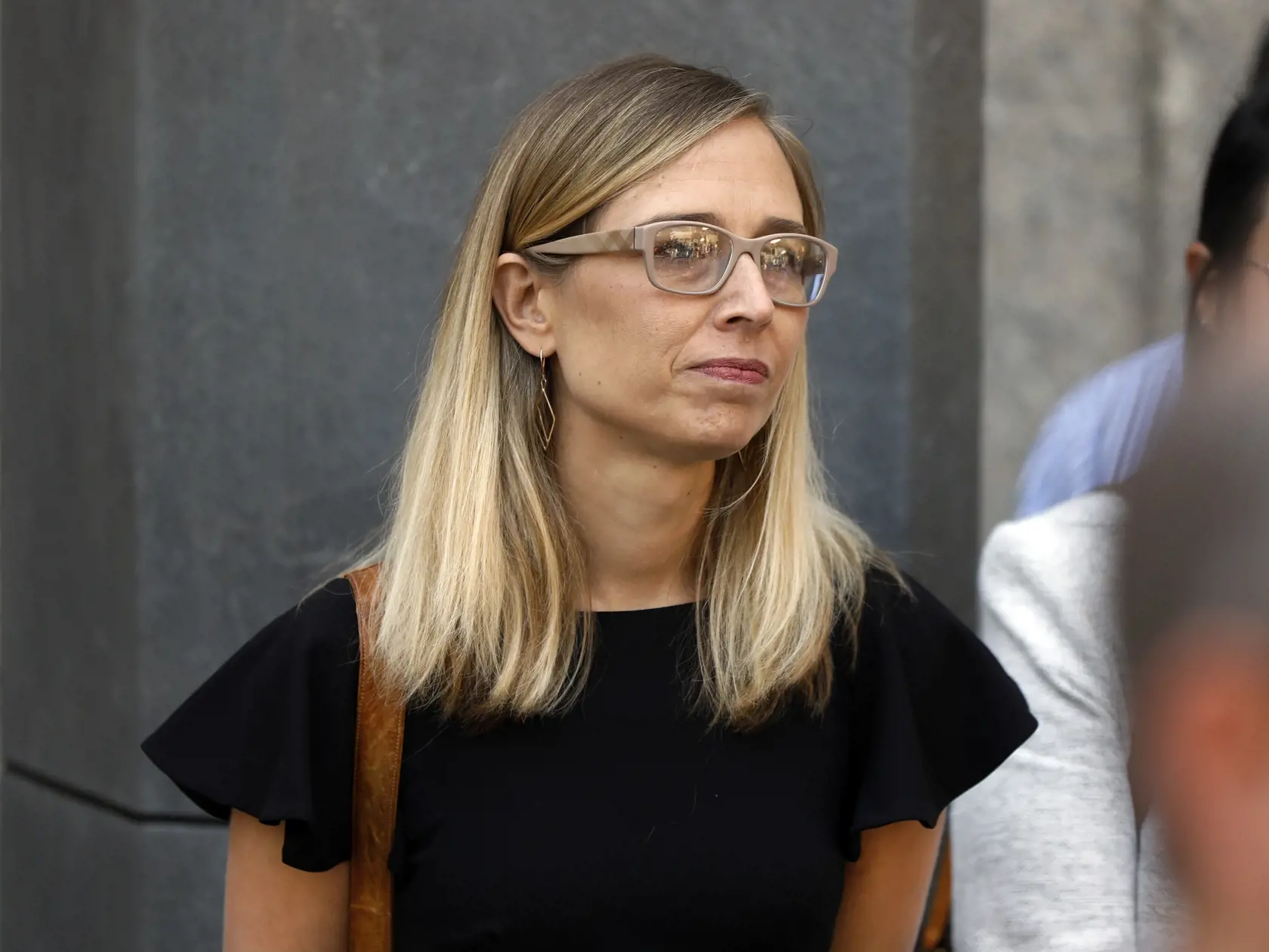 Epstein sa ešte tento mesiac postaví pred súd. Na snímke jedna z jeho obetí, ktoré budú proti boháčovi vypovedať.