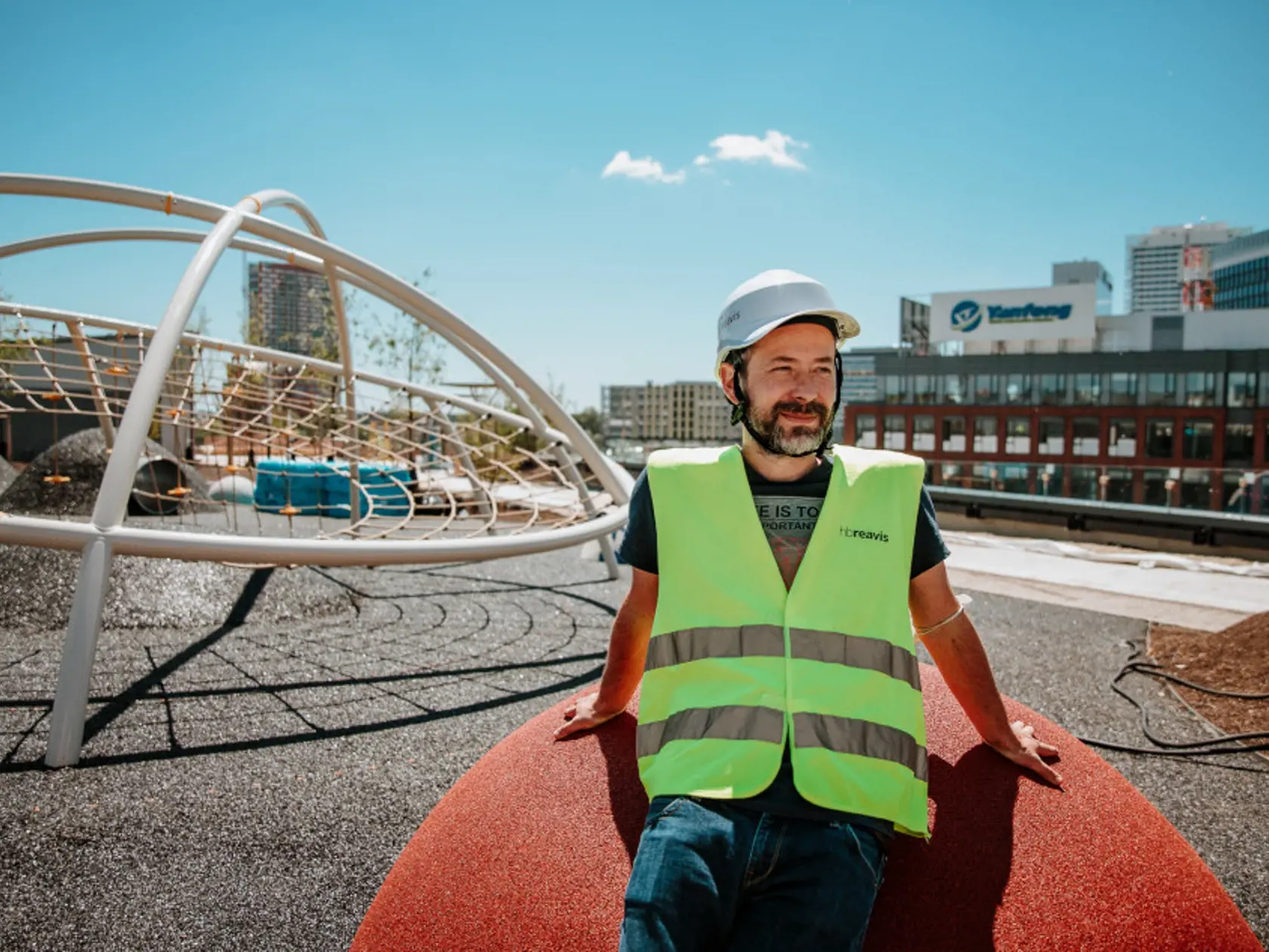 Architekt Marián Trcka: Detské ihriská na Nivách majú deťom pomôcť prekonávať samých seba.