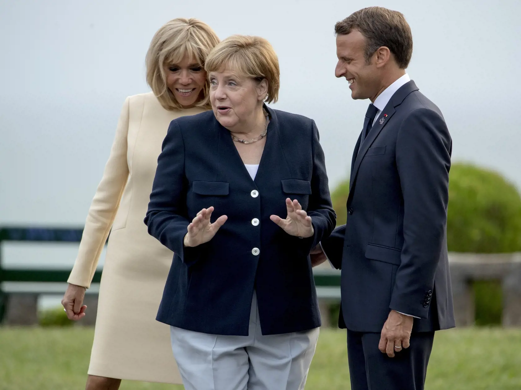 Brigitte Macron na samite lídrov G7 sprevádzala svojho manžela, francúzskeho prezidenta Emmanuela Macrona.