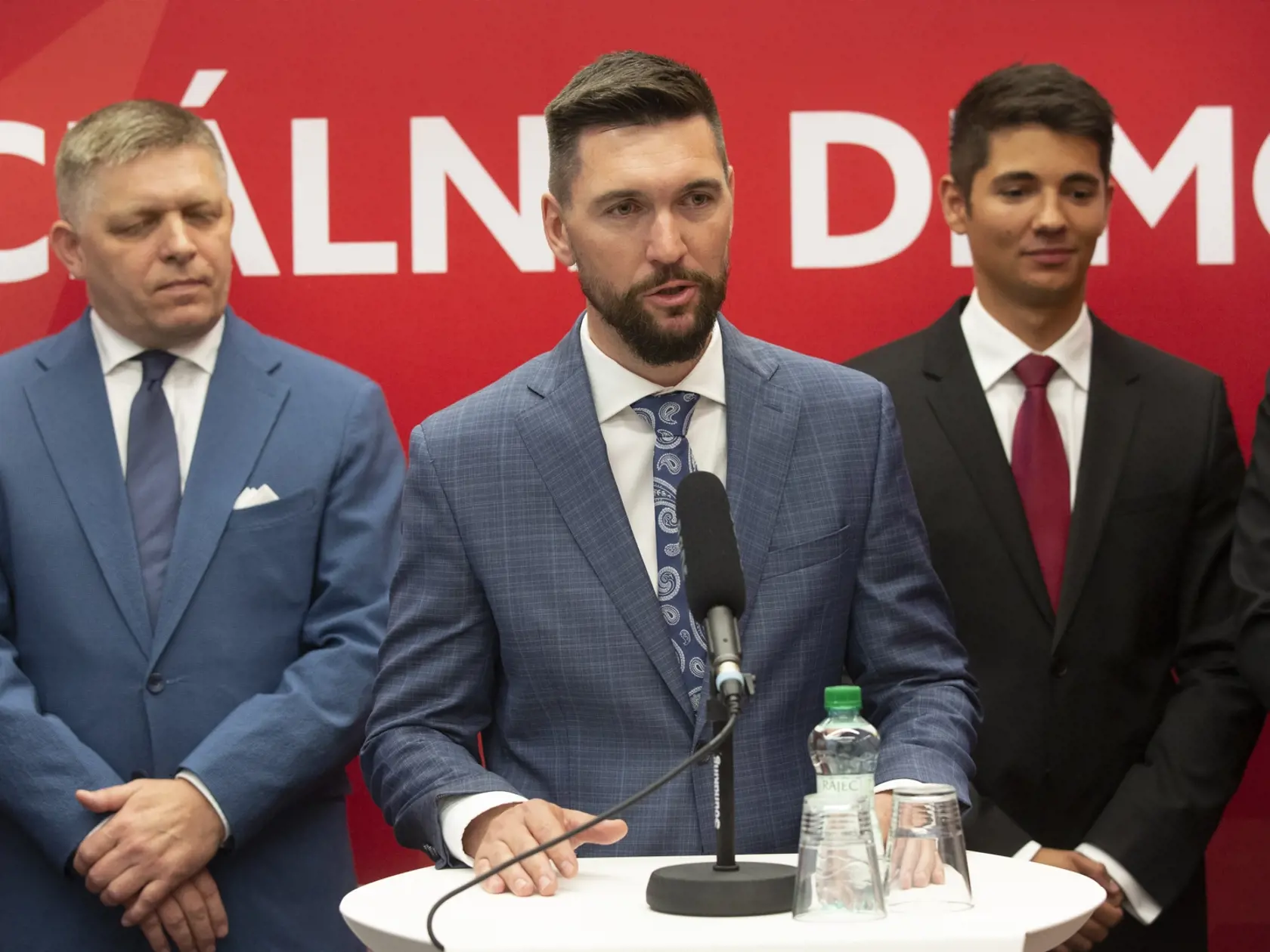 Pracovný snem strany SMER-SD na Súmračnej ulici v BA