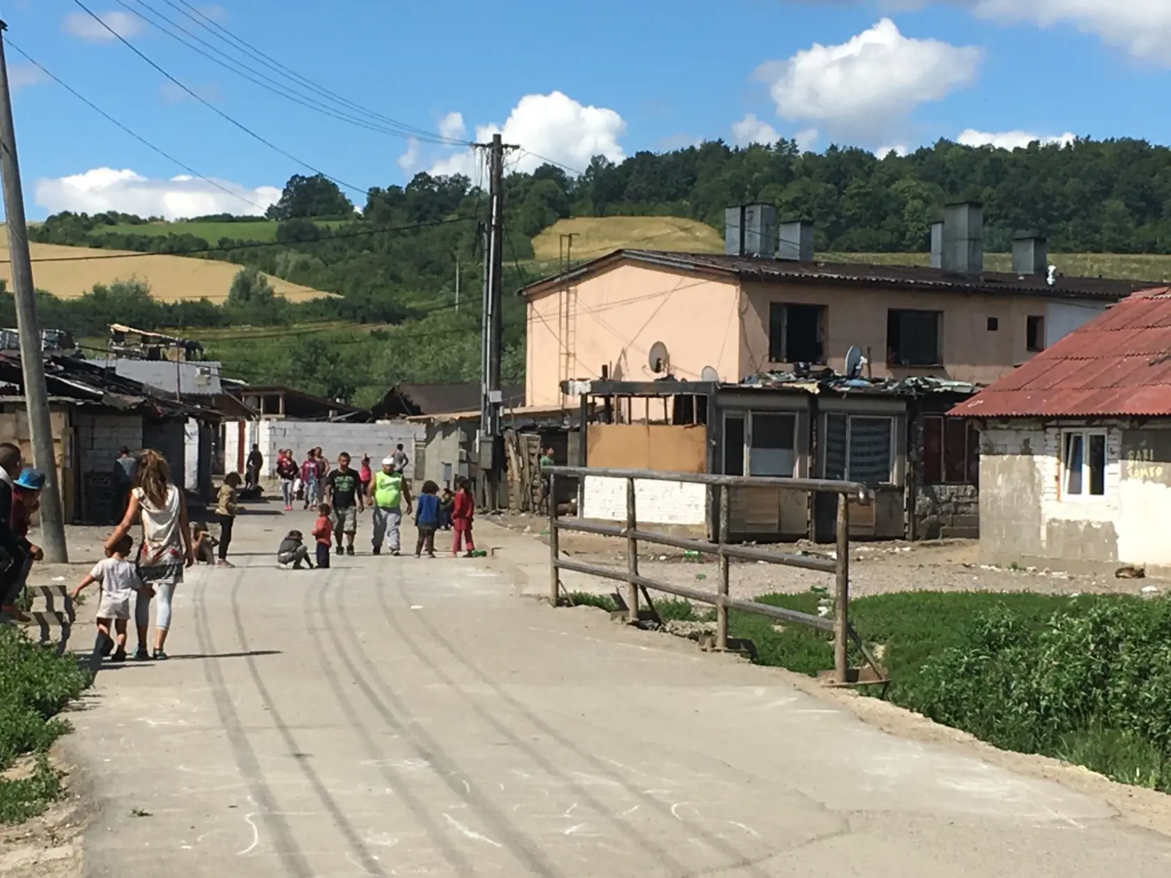 Rómska osada v obci Svinia (okres Prešov) bola dlhé obdobie pôsobiskom vedca Davida Scheffela (63) z Kanady. Uskutočňoval tu antropologický výskum.
