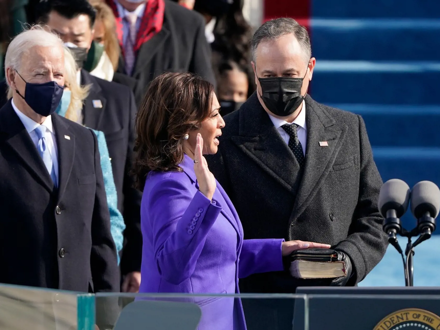 Viceprezidentka Kamala Harrisová pri slávnostnej prísahe.
