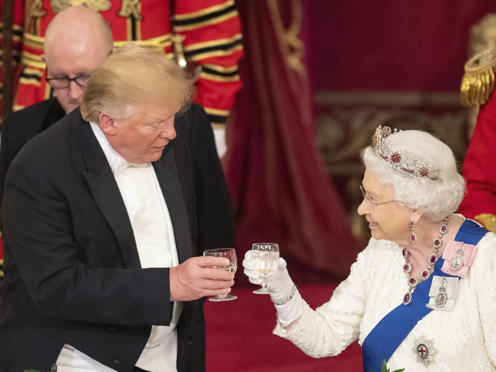 Kráľovná Alžbeta II., Donald Trump