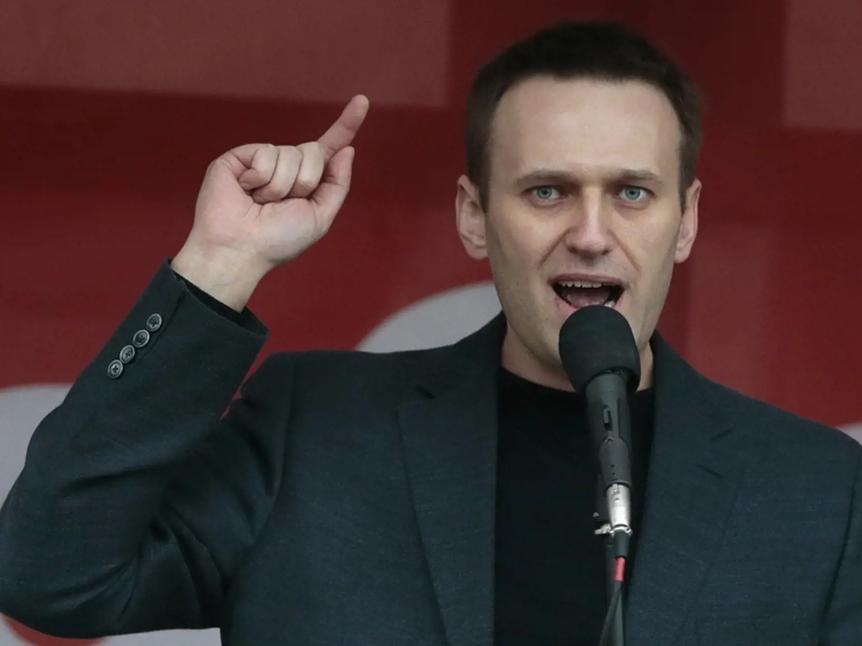 Alexej Navaľnyj je aktivistom ruskej opozície a kandiduje za starostu Moskvy.