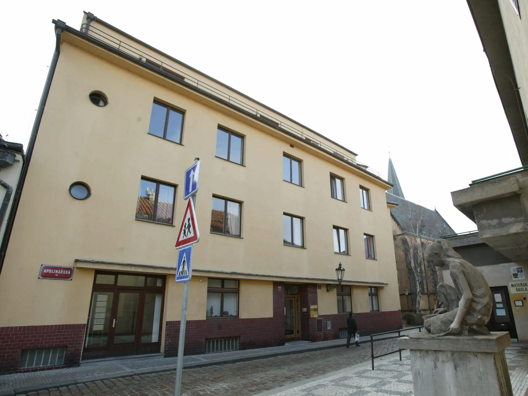 Artur Štaidl zdedil byt v Apolinářskej ulici v Prahe po otcovi Ladislavovi Štaidlovi.