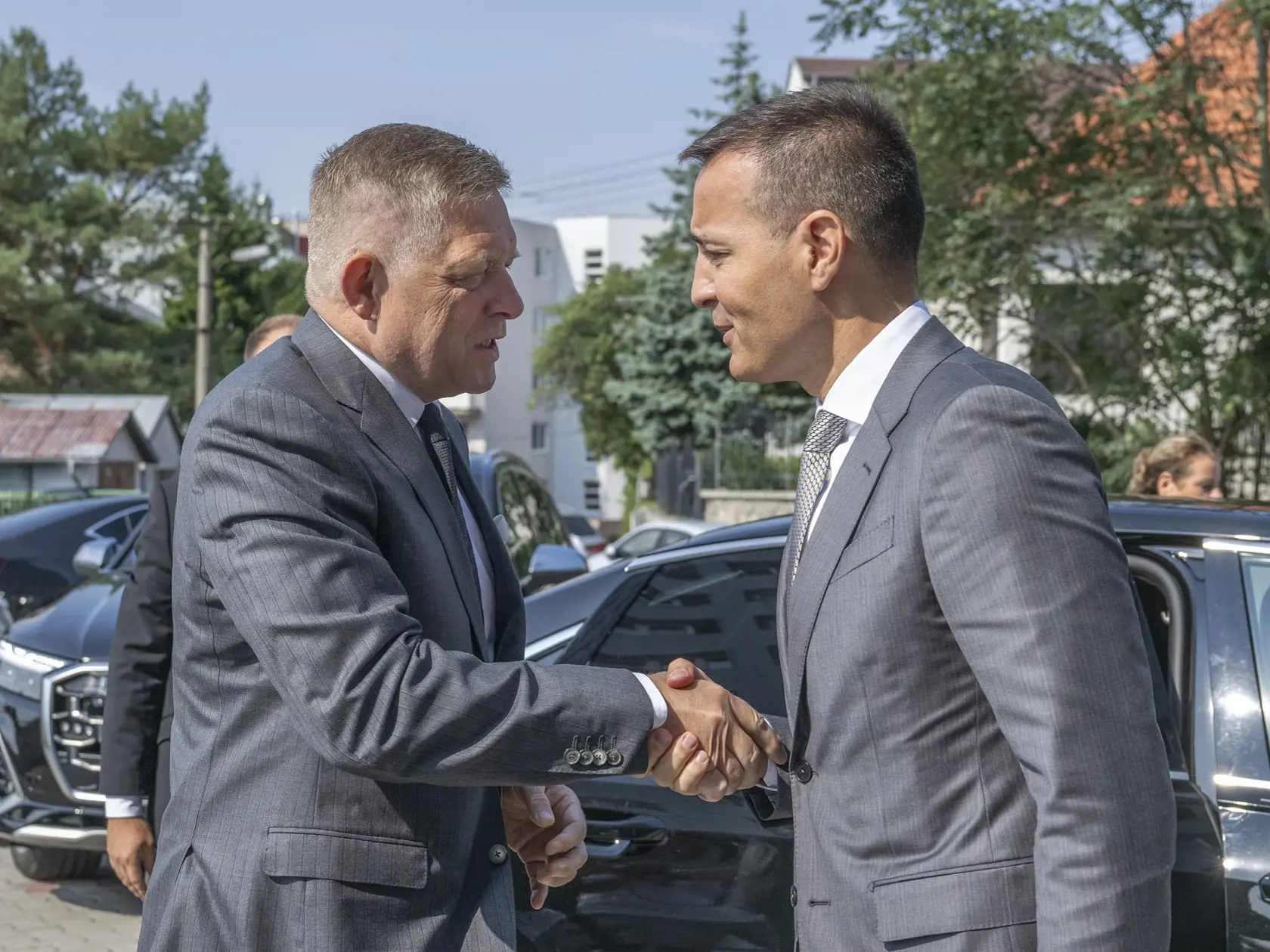 Na snímke vľavo premiér SR Robert Fico (Smer-SD) a vpravo minister školstva, výskumu, vývoja a mládeže SR Tomáš Drucker (Hlas-SD) počas návštevy Ministerstva školstva 20. augusta 2024 v Bratislave. FOTO TASR - Martin Baumann













