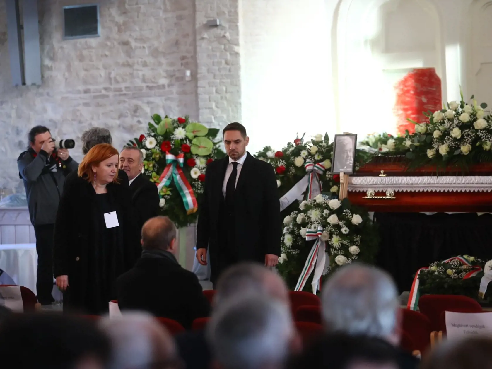 Na pohreb politika Miklósa Durayho v Lučenci prišiel aj poslanec OĽANO György Gyimesi.