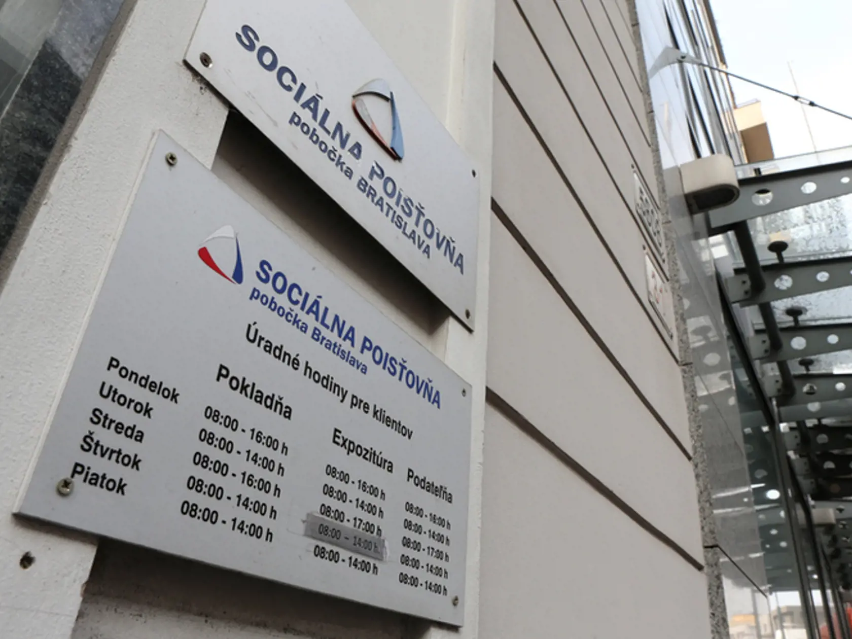 Sociálna poisťovňa vyplatí vyššie vianočné dôchodky už pred tohtoročnými Vianocami.
