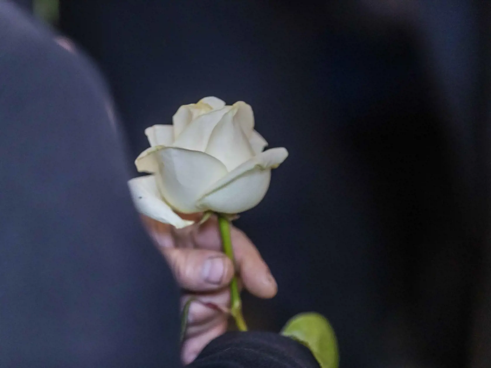 V utorok (17.1.2023) sa konal pohreb politika Miklósa Duraya v Lučenci. Kondolovať prišlo viacero delegácií z Maďarska vrátane maďarského premiéra Viktora Orbána.