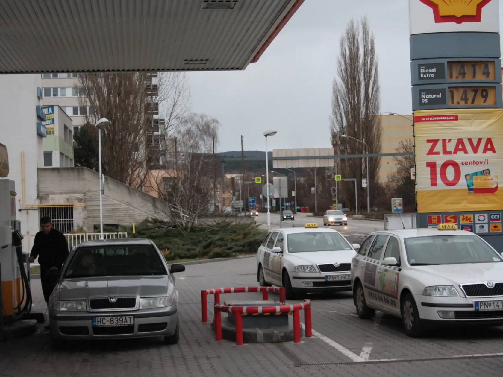 Extra zdražovanie na benzínkach zatiaľ nie je reálne.