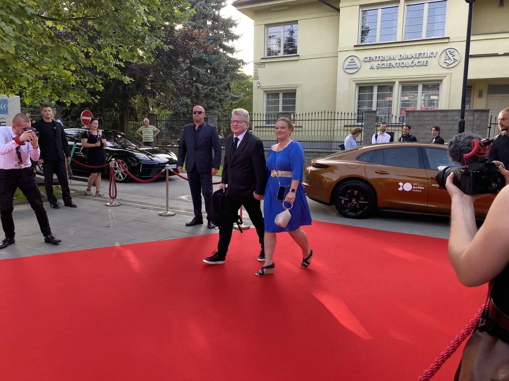 Ako prví prišli spoluorganizátori festivalu Art Film v Košiciach manželia Andrea Čurná a hovorca festivalu Juraj Čurný.