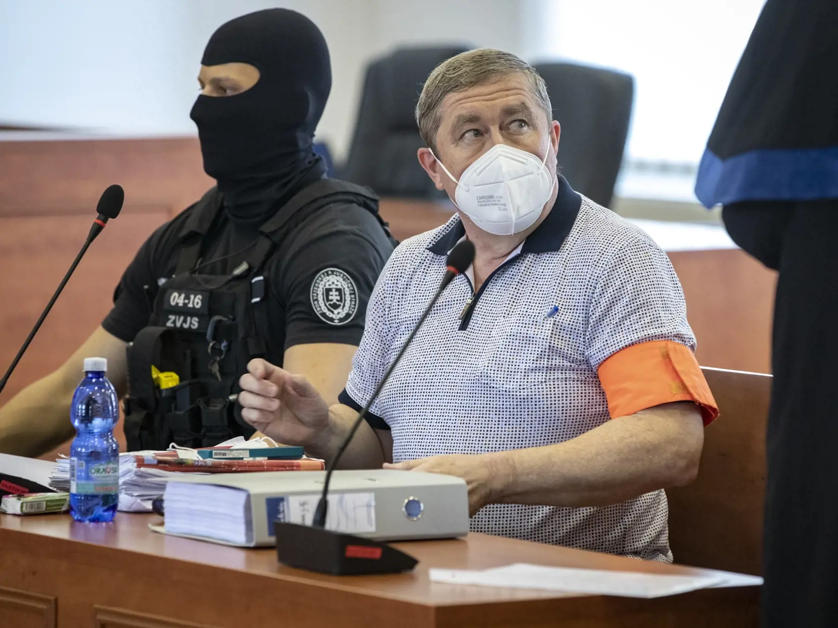 Súdne pojednávanie s bývalým špeciálnym prokurátorom Dušanom Kováčikom na  Špecializovanom trestnom súde v Pezinku, ktorý je obžalovaný zo zločinu zneužitia právomoci verejného činiteľa, obzvlášť závažného zločinu prijímania úplatku, zločinu založenia, zosnovania a podporovania zločineckej skupiny a z prečinu ohrozenia dôvernej a vyhradenej skutočnosti.