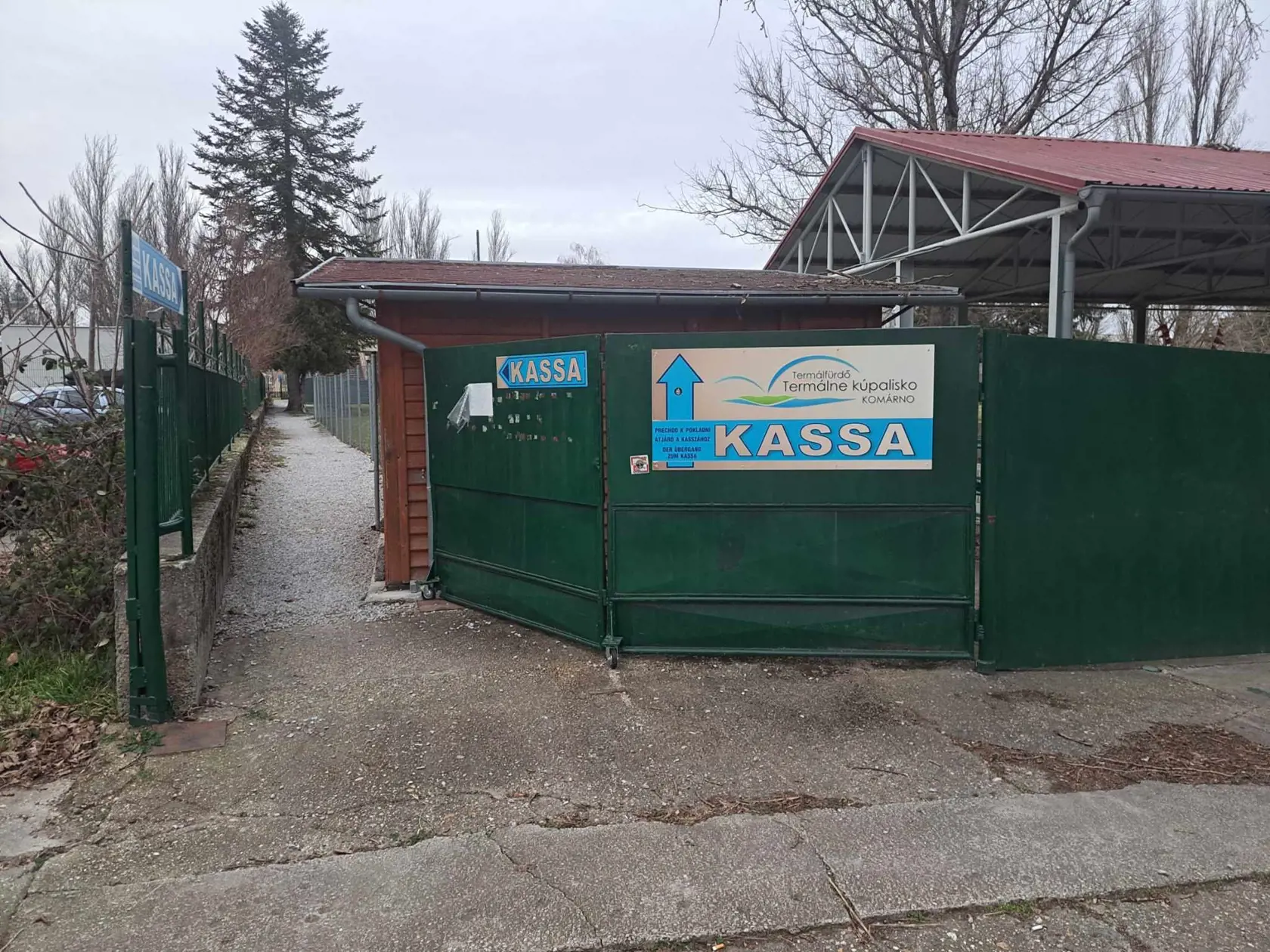 V Komárne žijú obyvatelia mesta doslova pod tikajúcou bombou.