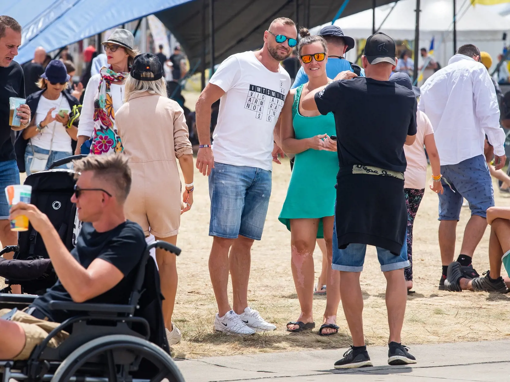 Tretí deň hudobného festivalu "POHODA 2022" na letisku v Trenčíne. Na snímke Ivana Gáborík s manželom Mariánom Gáboríkom. 
