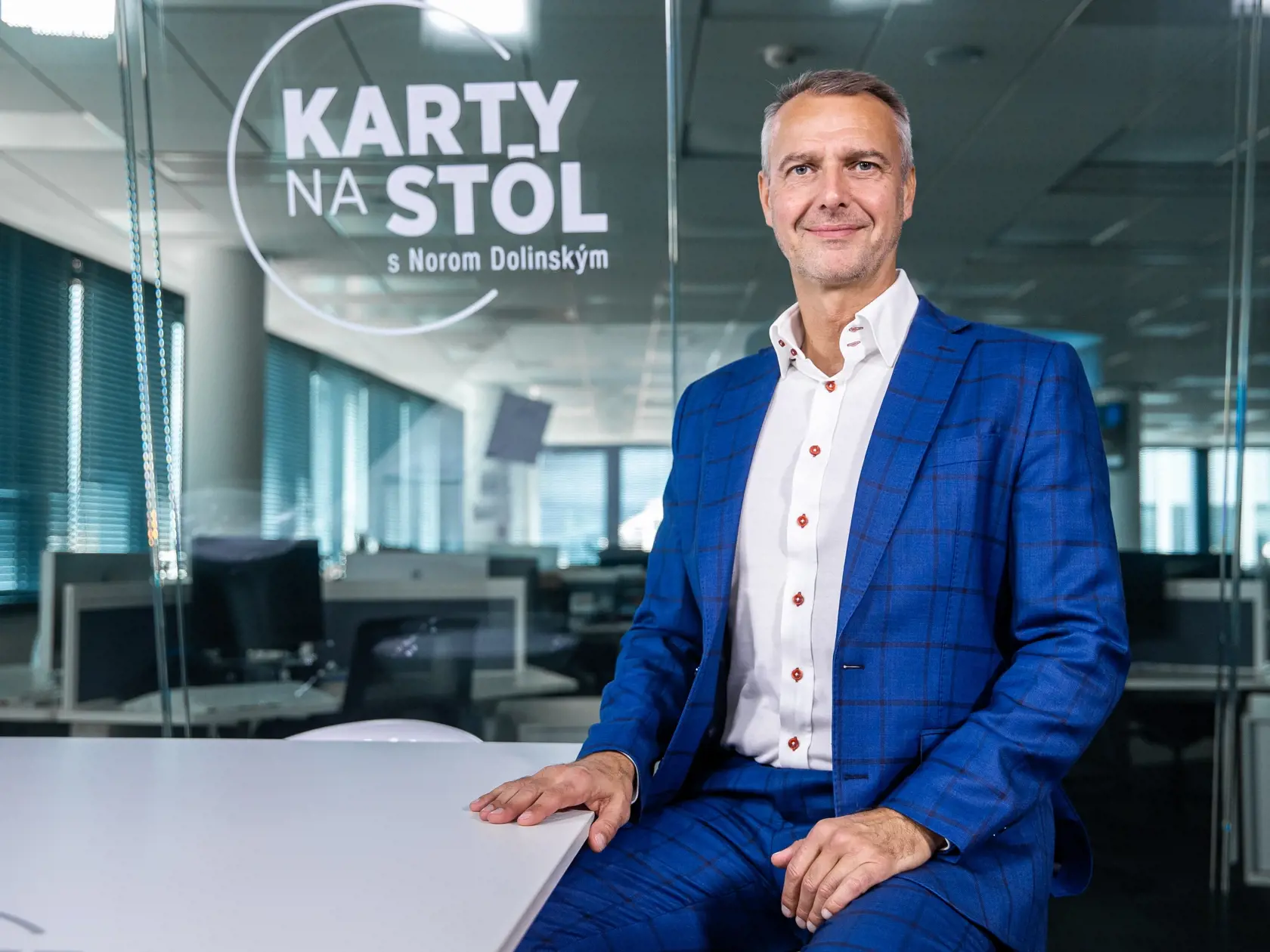 Diskusná relácia "Karty na stôl", ktorej hosťom bol Richard Raši.