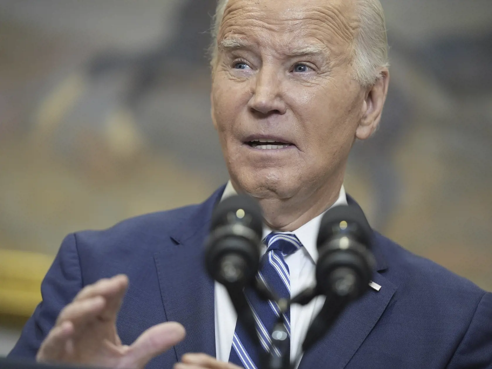 WA 35 Washington - Americký prezident Joe Biden reaguje na úmrtie väzneného ruského opozičného politika Alexeja Navaľného v Bielom dome vo Washingtone v piatok 16. februára 2024. FOTO TASR/AP 

 
President Joe Biden delivers remarks on the death of Russian opposition leader Alexei Navalny, in the Roosevelt Room of the White House, Friday, Feb. 16, 2024, in Washington. (AP Photo/Evan Vucci)