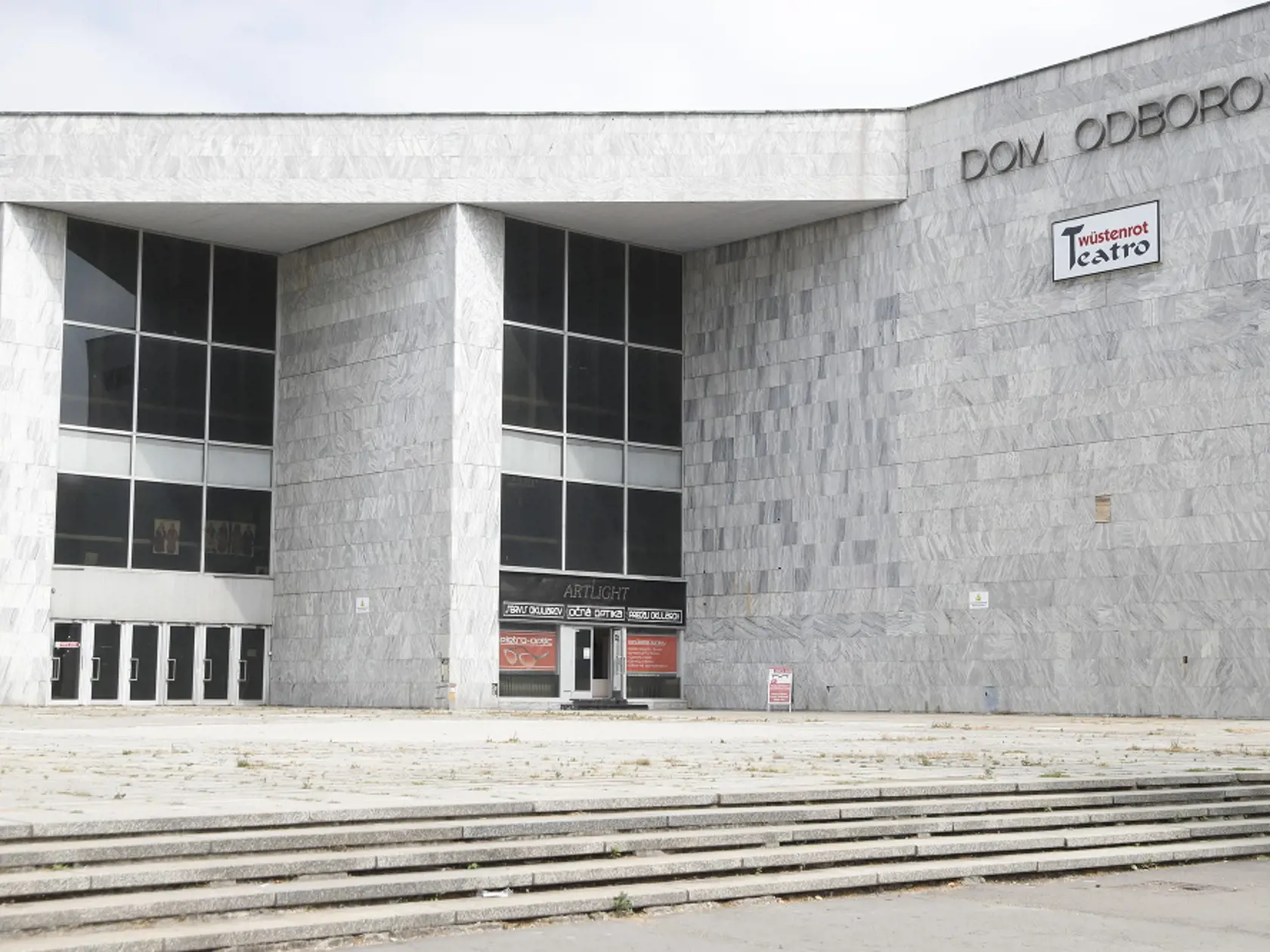 Dom odborov Istropolis 