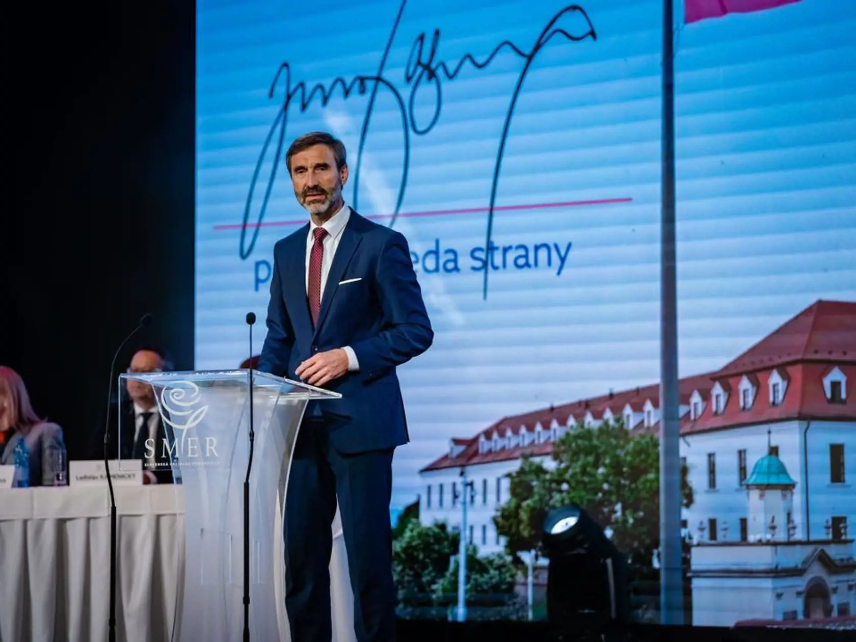 Snem strany Smer-SD na bratislavskom hrade.