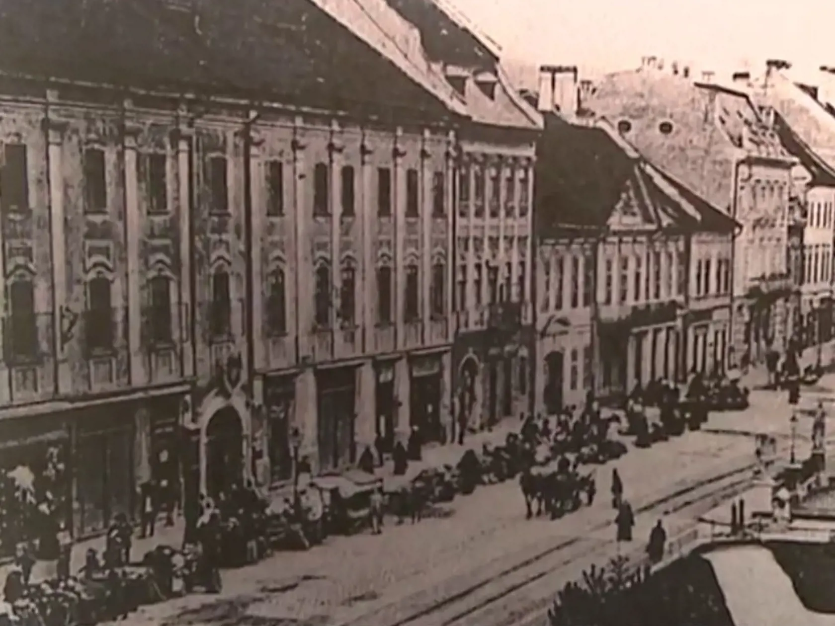 Budova kde sa našiel poklad. (dobové foto)