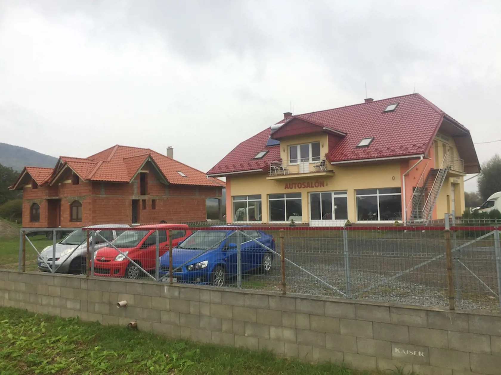 Starosta Fulianky prevádzkuje v obci autosalón aj pizzériu