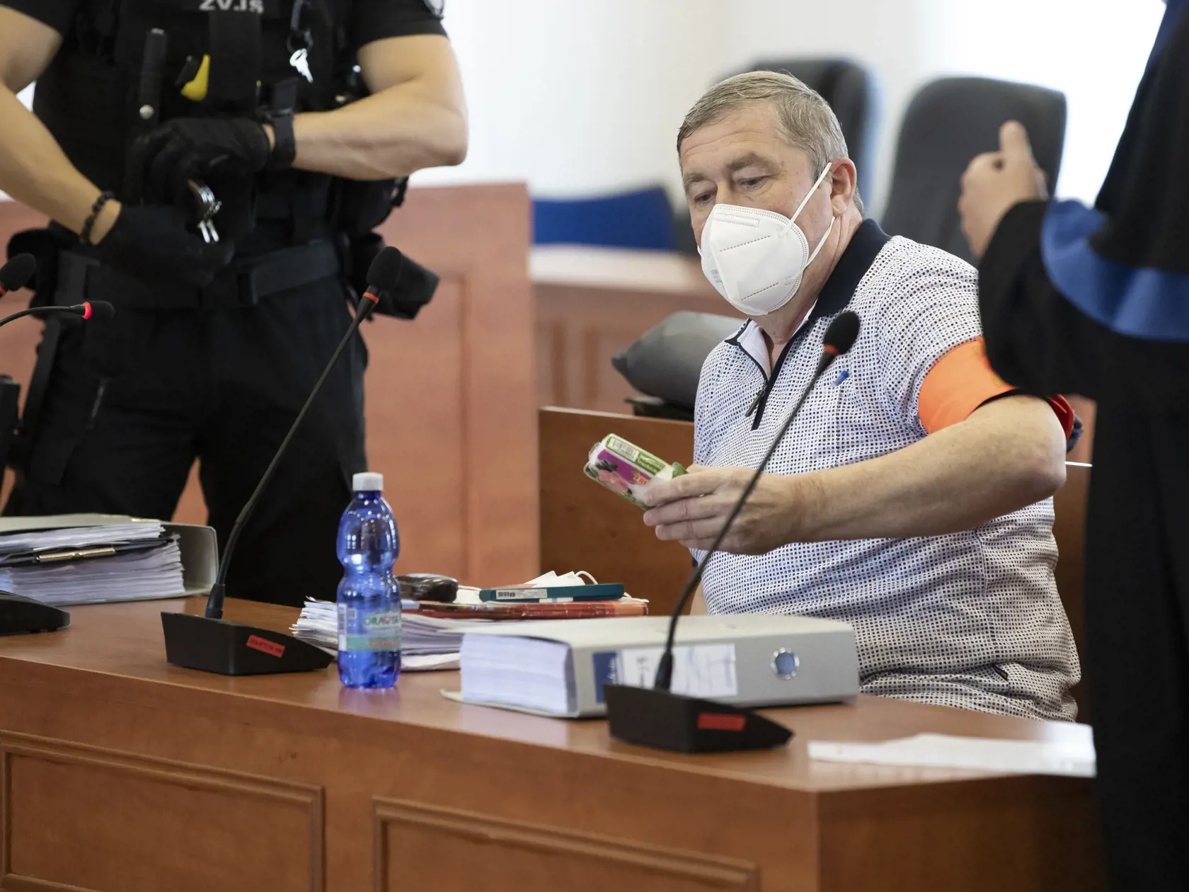 Súdne pojednávanie s bývalým šéfom úradu Špeciálnej prokuratúry Dušanom Kováčikom na  Špecializovanom trestnom súde v Pezinku, ktorý e obvinený zo zločinu zneužitia právomoci verejného činiteľa, obzvlášť závažného zločinu prijímania úplatku, zločinu založenia, zosnovania a podporovania zločineckej skupiny a z prečinu ohrozenia dôvernej a vyhradenej skutočnosti.