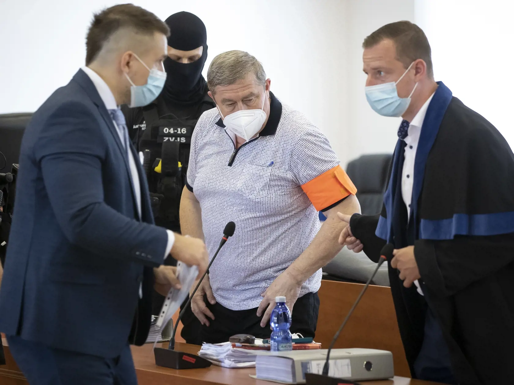 Súdne pojednávanie s bývalým šéfom úradu Špeciálnej prokuratúry Dušanom Kováčikom na  Špecializovanom trestnom súde v Pezinku, ktorý e obvinený zo zločinu zneužitia právomoci verejného činiteľa, obzvlášť závažného zločinu prijímania úplatku, zločinu založenia, zosnovania a podporovania zločineckej skupiny a z prečinu ohrozenia dôvernej a vyhradenej skutočnosti.