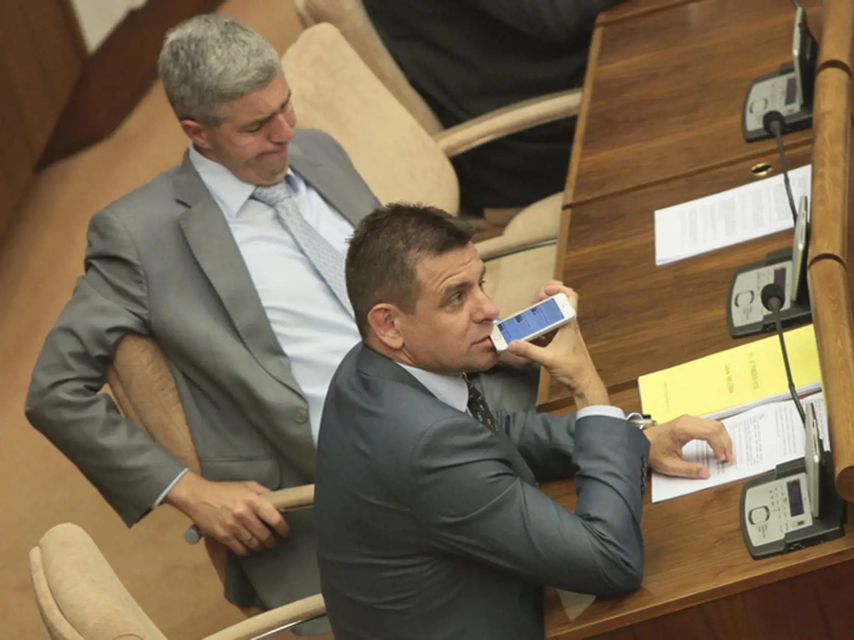 Predseda Mostu-Híd Béla Bugár a podpredseda László Solymos.