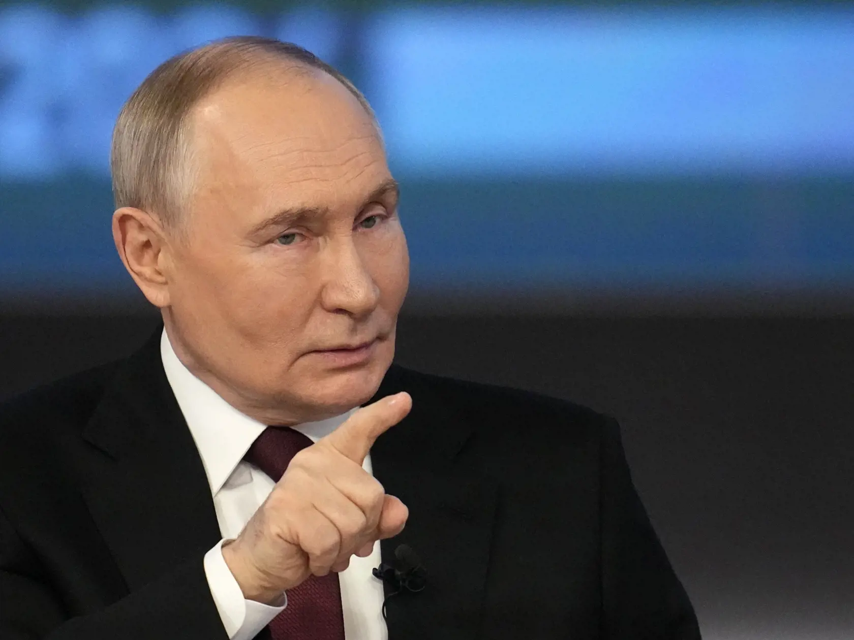 Ruský prezident Vladimir Putin rozpráva počas výročnej tlačovej konferencie v Moskve 19. decembra 2024.