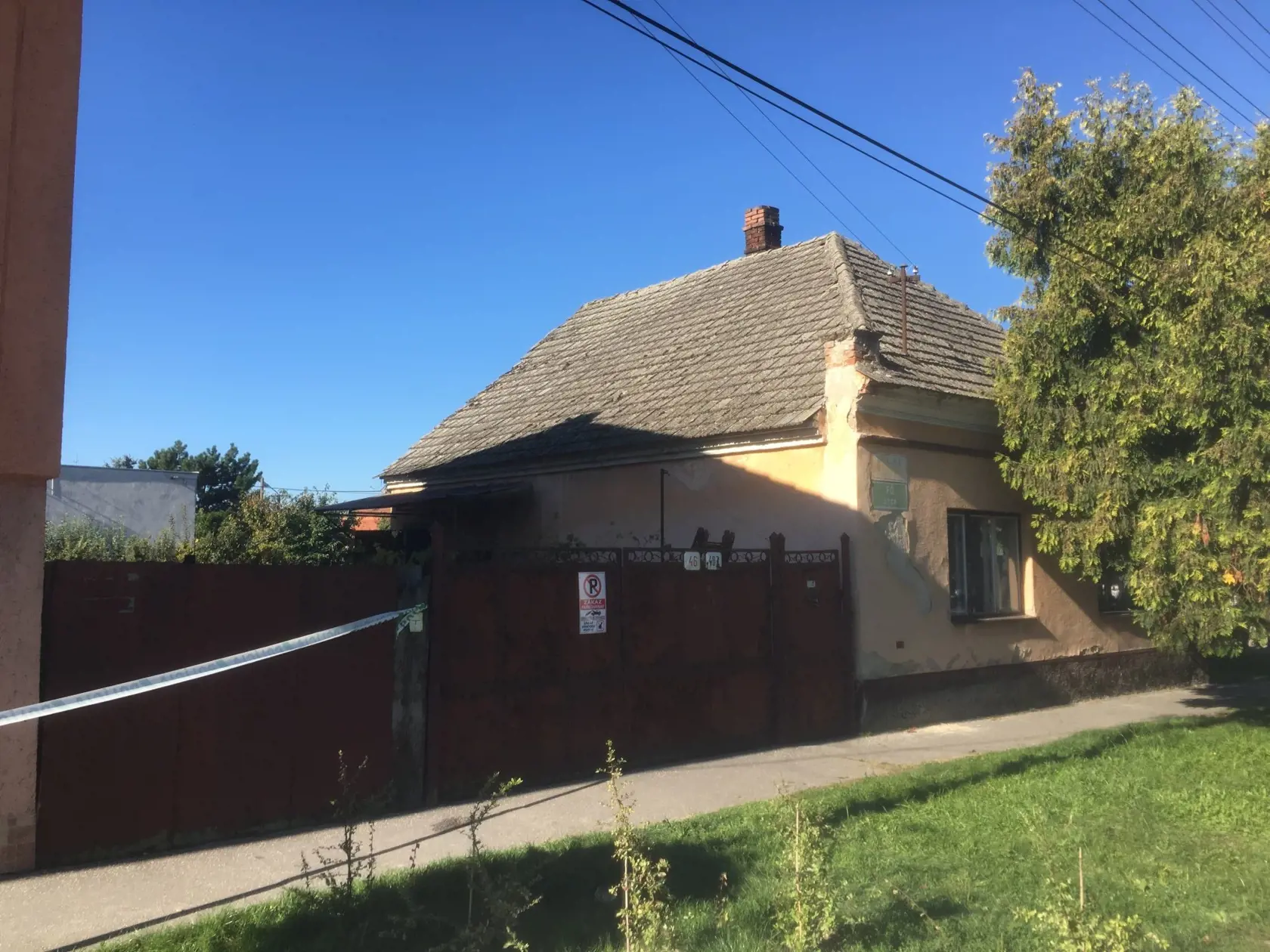 Tento dom patrí rodine zadržaného Tomáša Sz.