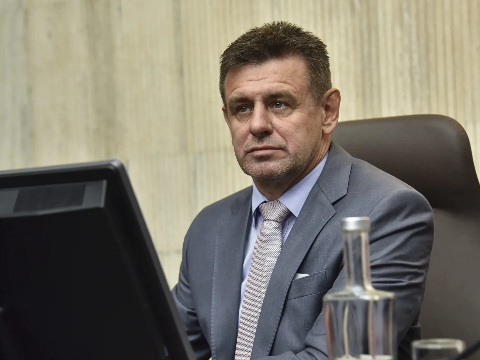 Na snímke minister životného prostredia SR László Sólymos počas 192. schôdze vlády SR 22. januára 2020 v Bratislave. FOTO TASR - Pavol Zachar