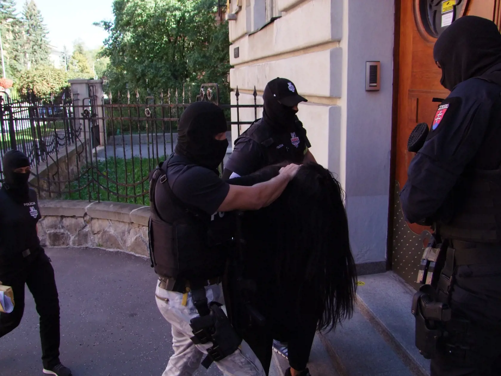 Polícia priviedla na súd bývalú Kočnerovu tlmočníčku, Alenu Zsuzsovú (44).