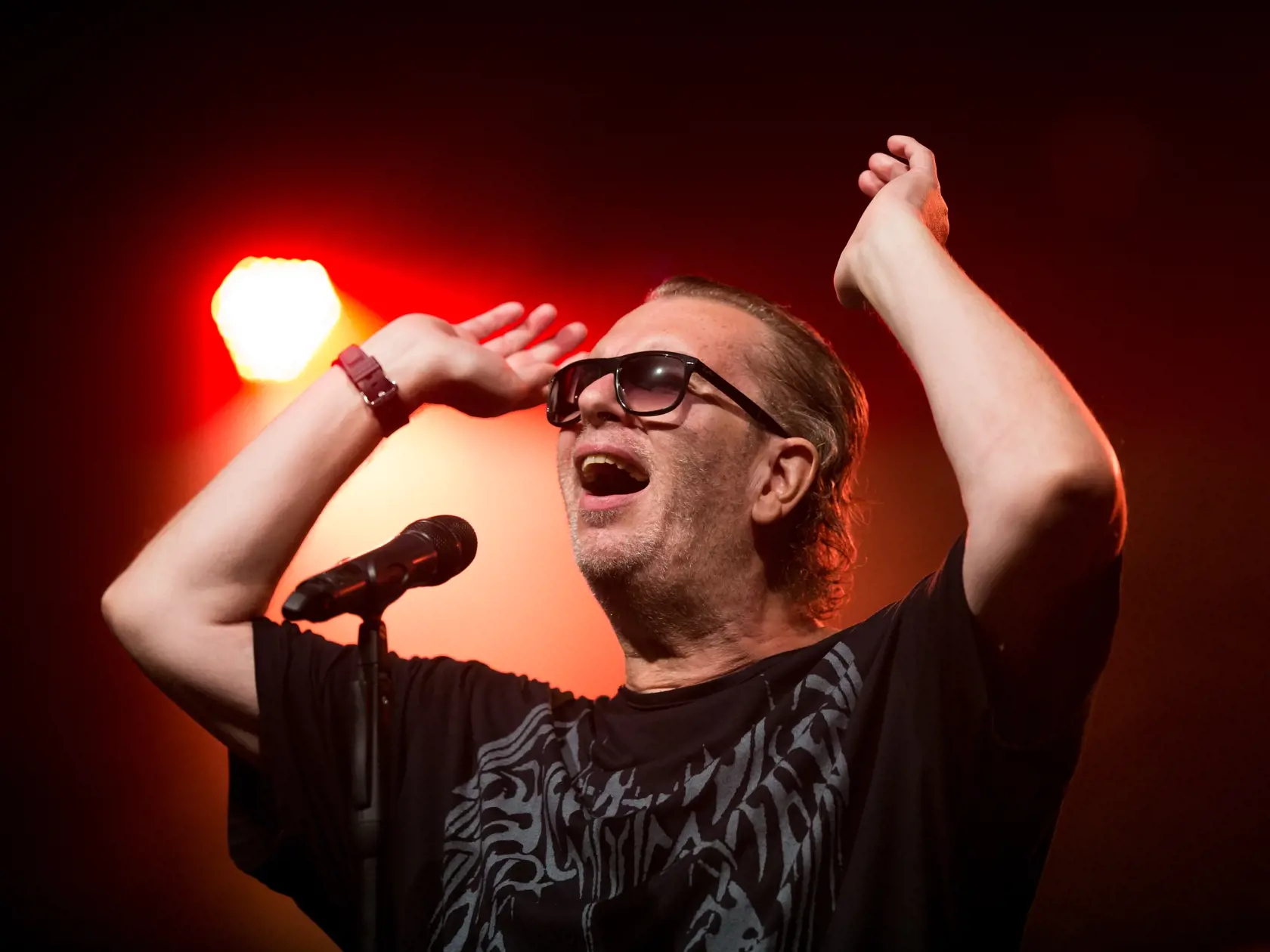 Koncert pod hradom Devín. Na snímke Richard Müller.