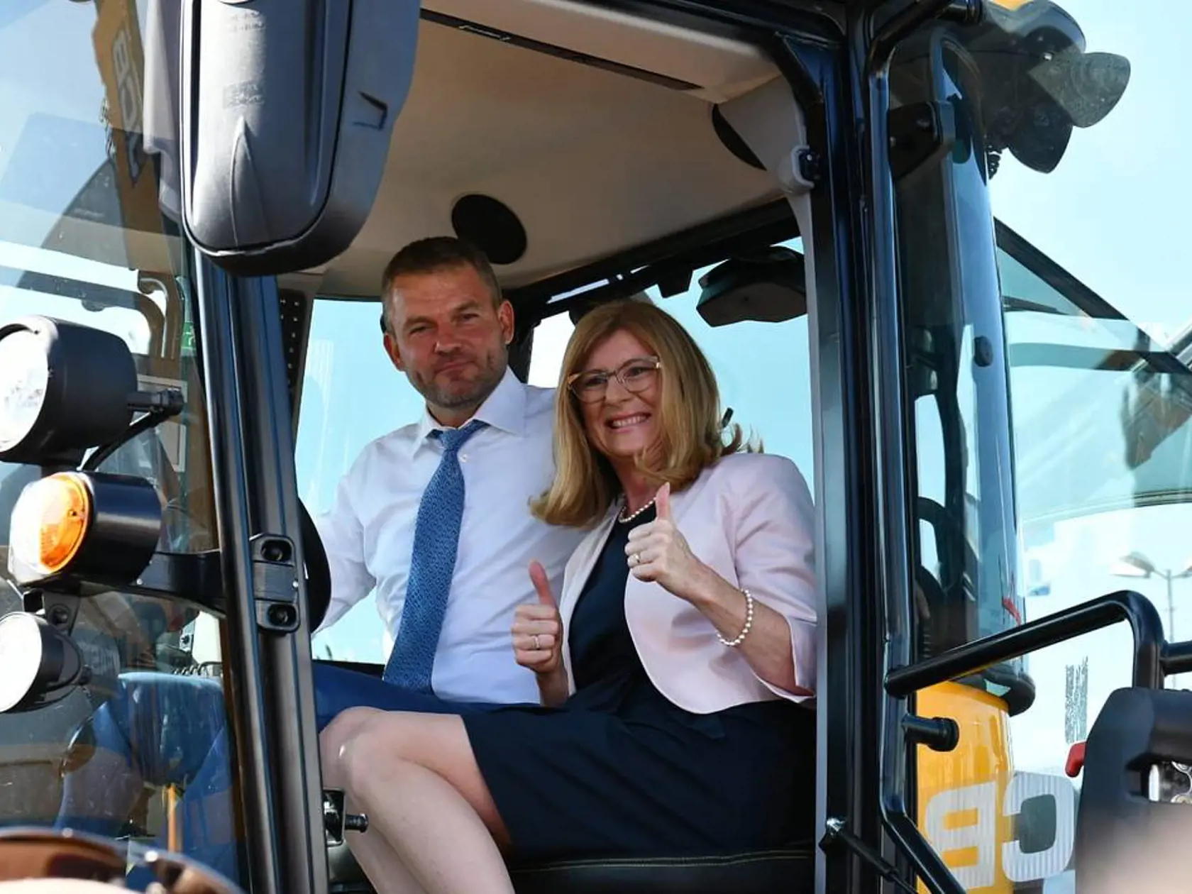 Ministerka Gabriela Matečná  chce dať vyzbierané peniaze slovenským farmárom a potravinárom.  
