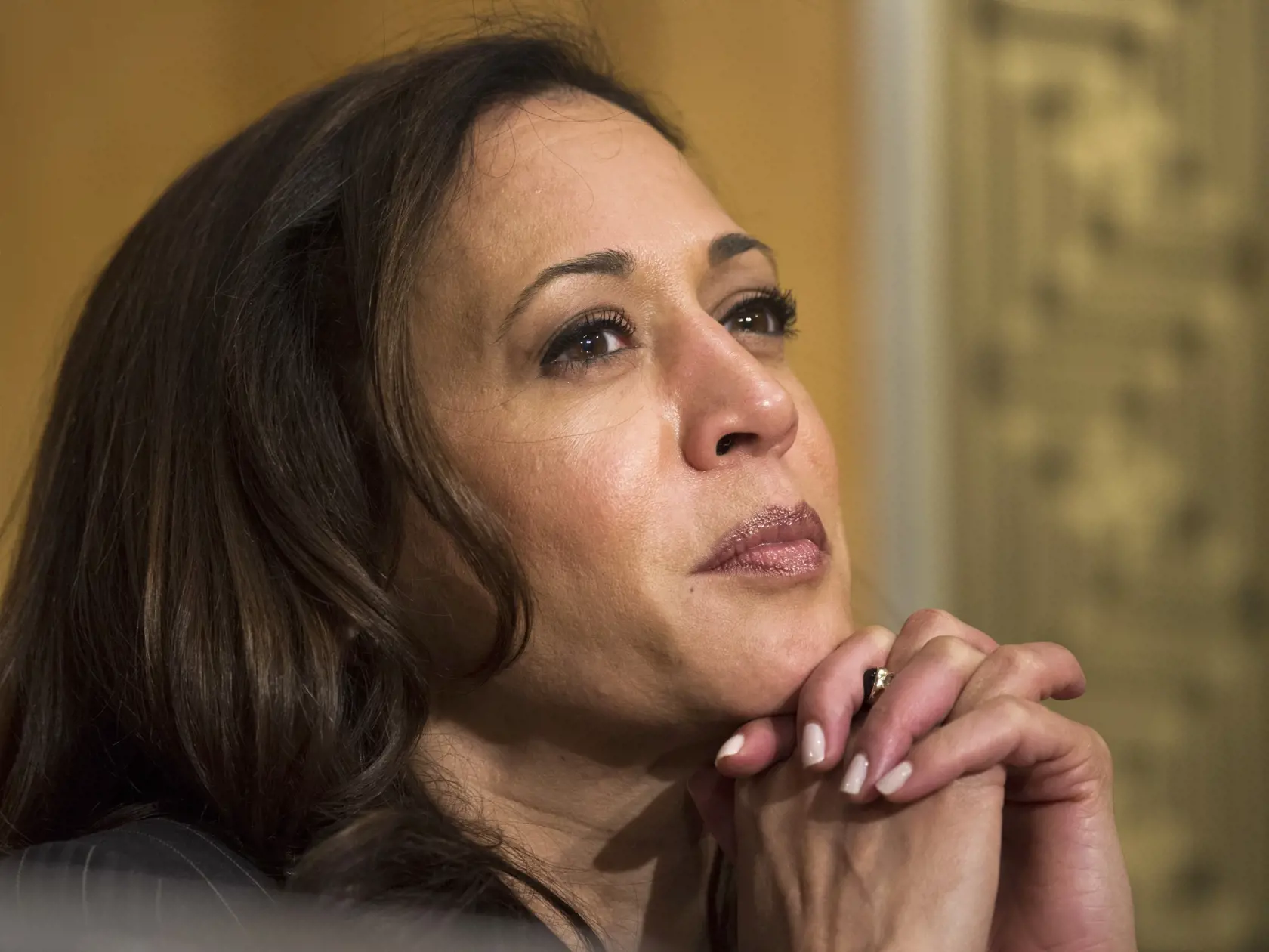 KK7 archív Washington - Na archívnej snímke z 10. januára 2017 senátorka Kamala Harrisová vo Washingtone. Viceprezidentka USA Kamala Harrisová v nedeľu 21. júla 2024 ocenila rozhodnutie prezidenta USA Joea Bidena neuchádzať sa o znovuzvolenie ako prejav vlastenectva. Prisľúbila, že získa nomináciu Demokratickej strany a v prezidentských voľbách porazí republikánskeho kandidáta Donalda Trumpa. FOTO TASR/AP
FILE - Sen. Kamala Harris, D-Calif. is seen on Capitol Hill, Jan. 10, 2017, in Washington. 