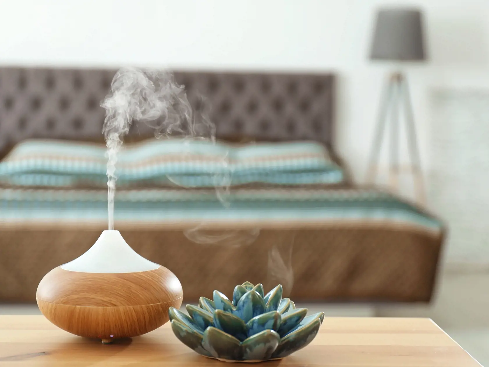 Aroma,Oil,Diffuser,On,Table,At,Home.,Air,Freshener