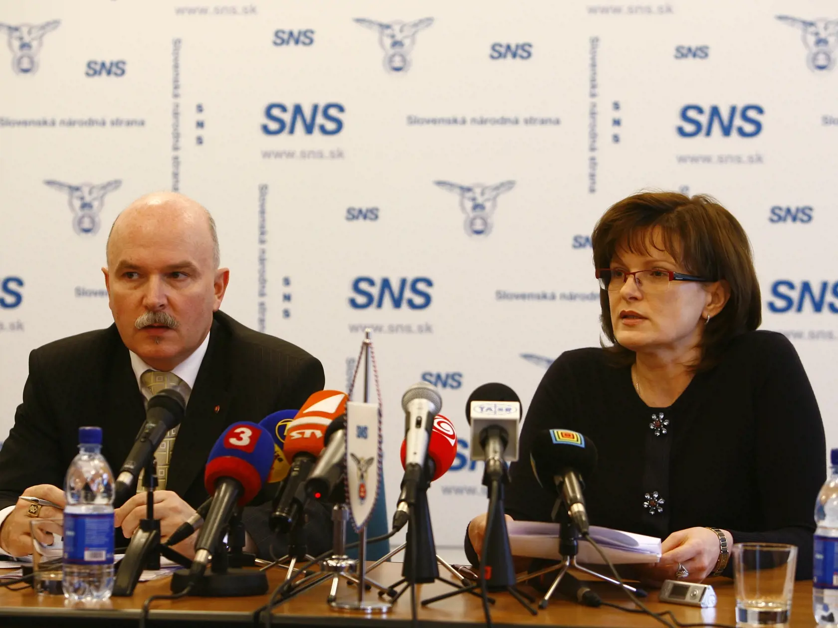 TK SNS;Anna Belousovova;Marián Janušek;;10.1.2008 Bratislava;foto Ján Zemiar