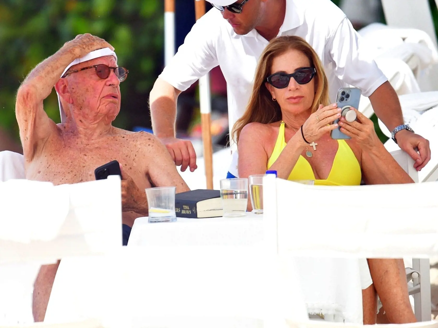 Rupert Murdoch a jeho nová priateľka Ann-Lesley Smith na spoločnej dovolenke v Karibiku.